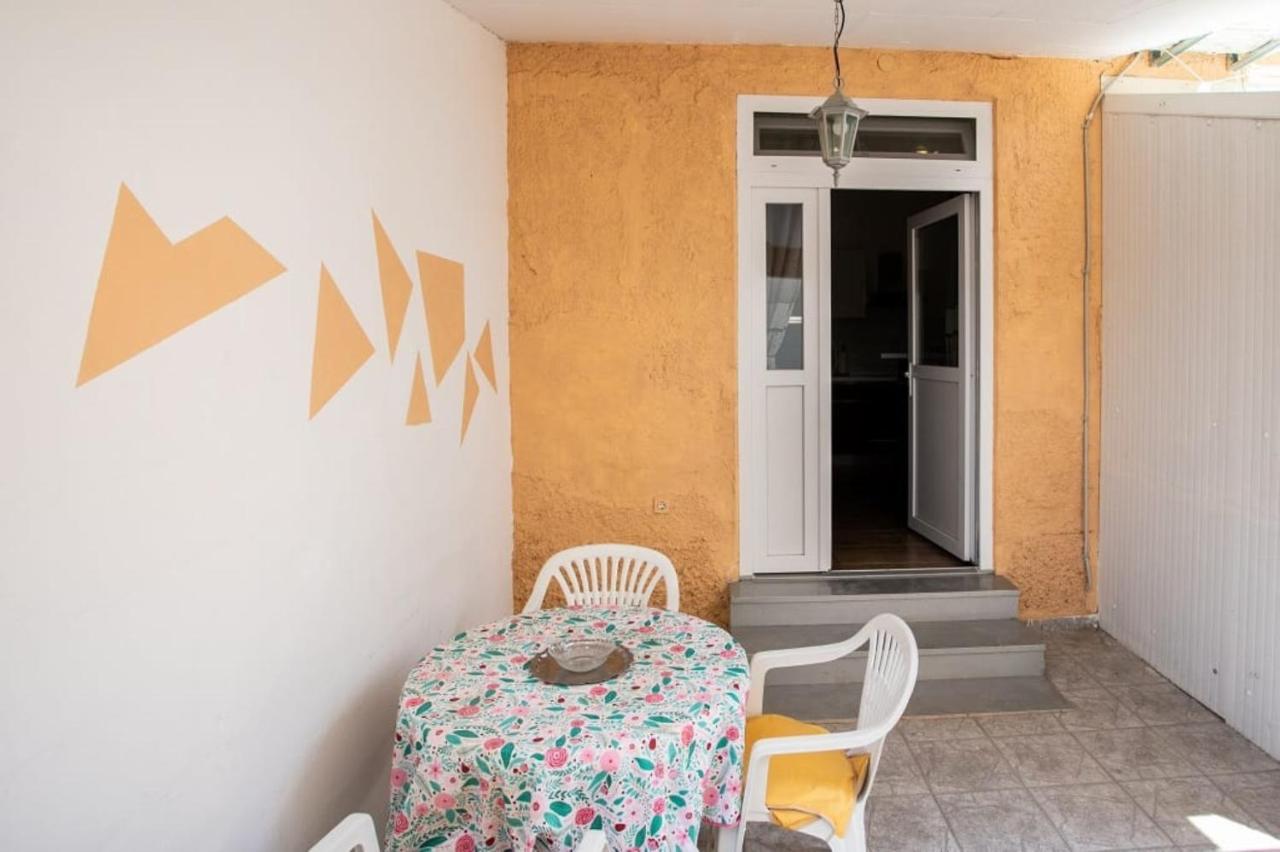 Apartments Punta 2 Omis Room photo